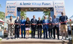 İzmir'de kitap ve edebiyat dolu günler başladı