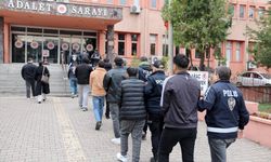 Karabük merkezli siber dolandırıcılık operasyonunda 14 zanlı tutuklandı