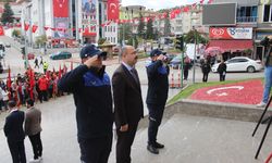 Kastamonu'nun ilçelerinde çelenk sunma töreni düzenlendi