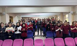 Kaymakam Beyazıt, Kariyer Günleri'nde öğrencilerle buluştu