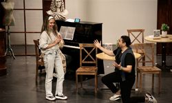 Mozart'ın 257 yıllık operası 'Bastien ve Bastienne' modern yorumuyla sahneye taşınıyor