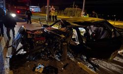 Samsun'da aydınlatma direğine çarpan otomobil sürücüsü yaralandı