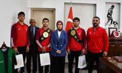Başarılı güreşçilerdenKaymakam Güneş'e ziyaret