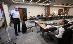 Bursa Business School'da 'B2B Pazarlama ve Satış' eğitimi