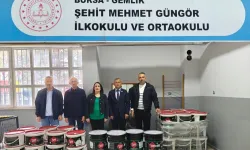 Bursa Gemlik'te Şehit Mehmet Güngör İlkokulu'na renkli destek