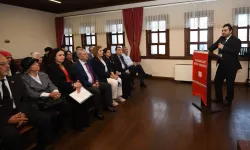 Bursa Osmangazi'de 'Nutuk'un ışığında Cumhuriyet konuşuldu