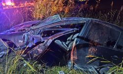 Çorum'da devrilen otomobilin sürücüsü yaralandı