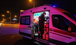 Çorum'da tırla çarpışan otomobildeki 2 kişi yaralandı