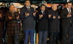 Düzce'de deprem şehitleri 45 saniyelik saygı duruşuyla anıldı