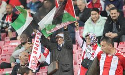 'Fanatik nineler', taraftarı oldukları Samsunspor'un maçlarını kaçırmıyor