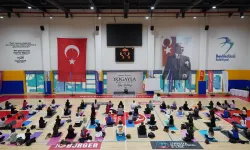 İstanbul Beylikdüzü'nde 'Yogayla Beden Uyanışı' etkinliği