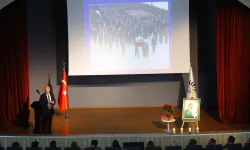 İzmir Karabağlar'da duygu dolu 10 Kasım söyleşisi