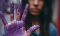 İzmir Karabağlar'da kadına yönelik şiddete karşı 24 saatlik nöbet başlıyor