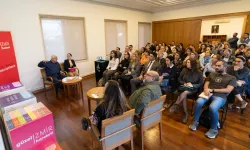 İzmir'de 'Şato'da Kamusal Mekân Söyleşileri' başladı