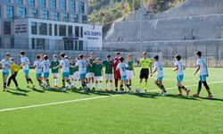 Kastamonu'da 14 Yaş Altı futbol müsabakasında İl Özel İdarespor, Bozkurtspor'u 3-2 yendi