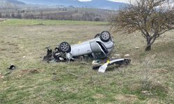 OTOMOBİL DEVRİLDİ, 2 KARDEŞ HAYATINI KAYBETTİ