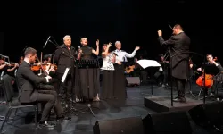 Kocaeli'de Ata'ya özlem notalarla yankılandı