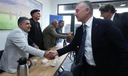 Kocaeli'de Başkan Büyükakın, Ağrılılarla bir araya geldi