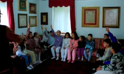 Kocaeli'de çocuklar Mesnevi hikâyelerini sahneledi