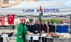 Ladik'te Gazze yararına kermes düzenlendi