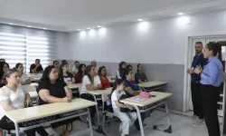 Mersin Büyükşehir'den velilere eğitim desteği