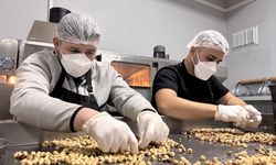 Mimarlığı bırakıp çocukluğunu geçirdiği dede mirası fındık dükkanını modern tesise dönüştürdü