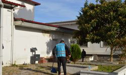 Ordu'da yükümlüler temizlik ve çevre düzenlemesi çalışması yaptı