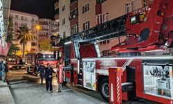 Samsun'da 7 katlı binanın çatı katında çıkan yangın söndürüldü