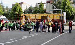 Samsun'da minik 'sağlık elçileri' arkadaşlarına sağlıklı yaşamı öğretti