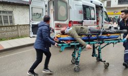 Samsun'da otomobille çarpışan motosikletin sürücüsü yaralandı