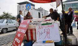 Samsunlu balıkçı Samsunspor'un başarısını hamsiyi 25 liradan satarak kutladı