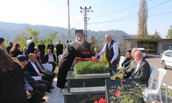 Şehit özel harekat polisi Necmi Çakır kabri başında anıldı