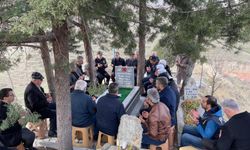 Şehit polis memuru Celal Yavuz, Tosya'da kabri başında anıldı