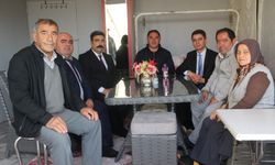 Taşova Kaymakamı Kartal Şehit ailesini ziyaret etti