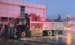 Tokat'ta kamyonda çıkan yangın hasara yol açtı