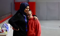 Trabzon'da yaşayan down sendromlu Emre'nin ikinci evi spor salonu oldu