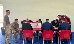 ASKERLER "HAYAT" VERDİ...