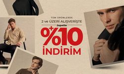 Zamansız Bir Şıklık: Erkek Beyaz Gömlek