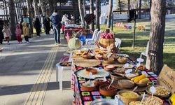 Alacahöyük Ören Yeri'nde 'Ailemle Kültür Yolculuğu' etkinliği düzenlendi
