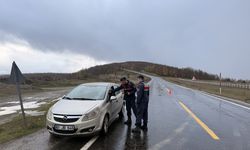 Alaçam'da jandarmadan asayiş ve trafik uygulaması