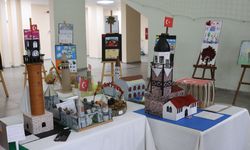 Amasya'da atık malzemeler öğrencilerin elinde mimari yapıların maketlerine dönüştü