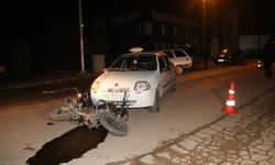 Amasya'da otomobil ile motosikletin çarpışması sonucu 2 kişi yaralandı