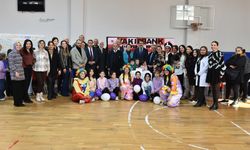 Artvin'de özel eğitim öğrencileri kardeş okul buluşmasında bir araya geldi