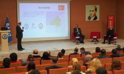 Bartın'da 'Hastalıklarda Antibiyotiklerin Etkisiz Kaldığı Bir Dünyaya Ne Kadar Hazırız?' söyleşisi düzenlendi