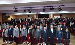 'Bayrak Şairi' Arif Nihat Asya, BEUN'da anıldı