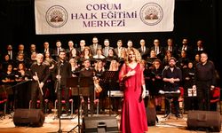 Çorum Halk Eğitimi Merkezi Türk Müziği Korosu'ndan 'Mazide Kalanlar' konseri