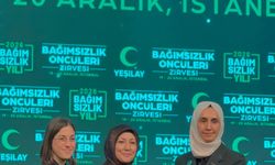 Çorum şubesi 'Yeşilay Bağımsızlık Öncüleri Zirvesi'nde ödüllendirildi