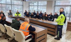 Çorum'da Karayolları personeline güvenli sürüş eğitimi verildi