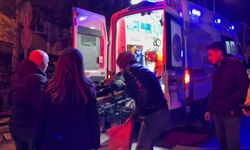 Çorum'da trafik kazasında araçta sıkışan yaralı kurtarıldı