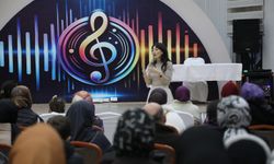 Eğitimci yazar Saniye Bencik Kangal, Kavak'ta ebeveynlerle buluştu